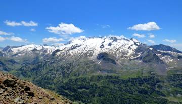 Massif-de-la-Maladeta.jpg