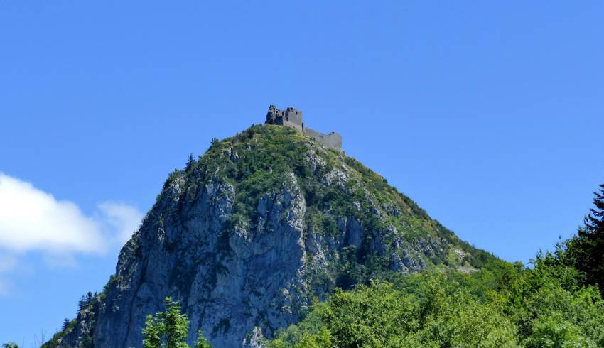 sentier-cathare-montsegur.jpg