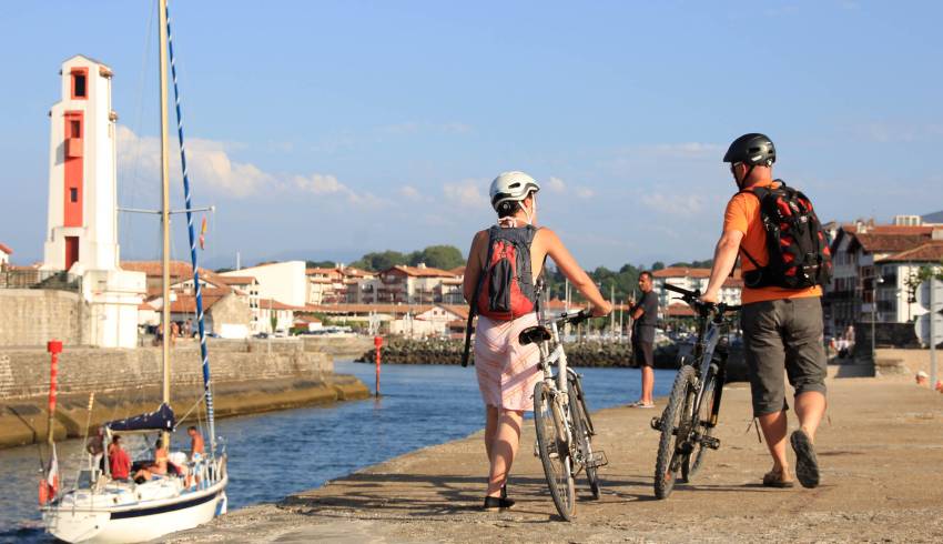 St-Jean-de-Luz-Velo-copyright-Christophe-Voegele.jpg