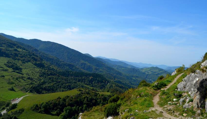 sejour-velo-Pyrenees-ariege.jpg