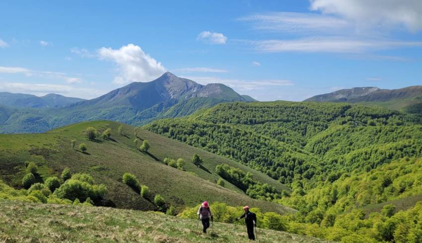 randonnee-pays-basque-famille.jpg